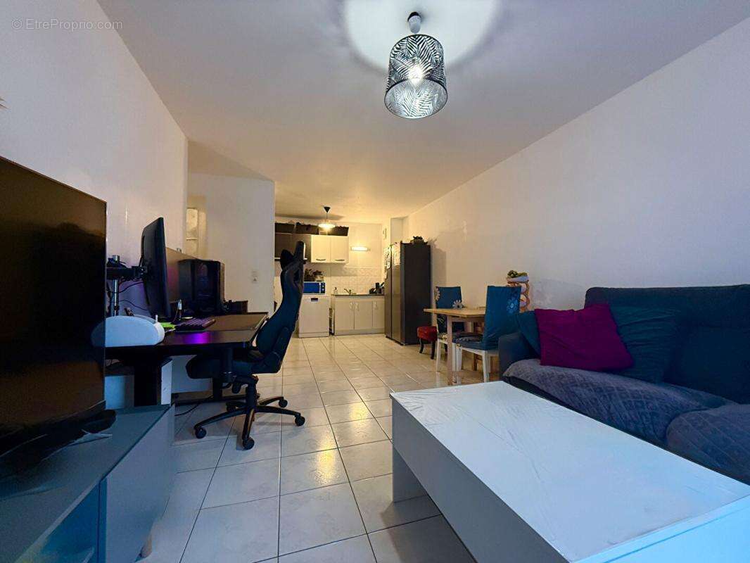 Appartement à FLEURY-SUR-ORNE
