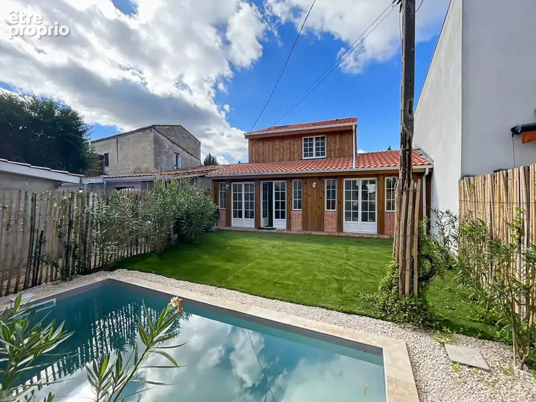 Maison entièrement rénovée avec piscine - Caudéran centre - photo 1