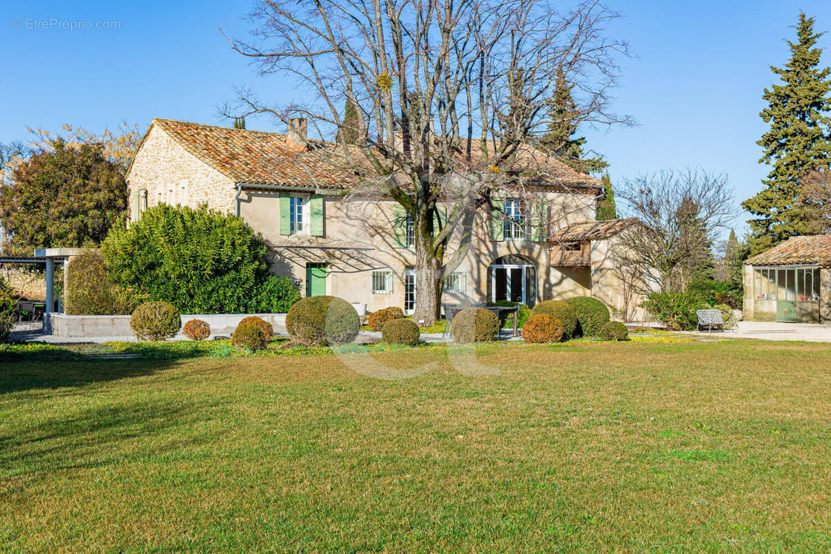 Maison à VAISON-LA-ROMAINE