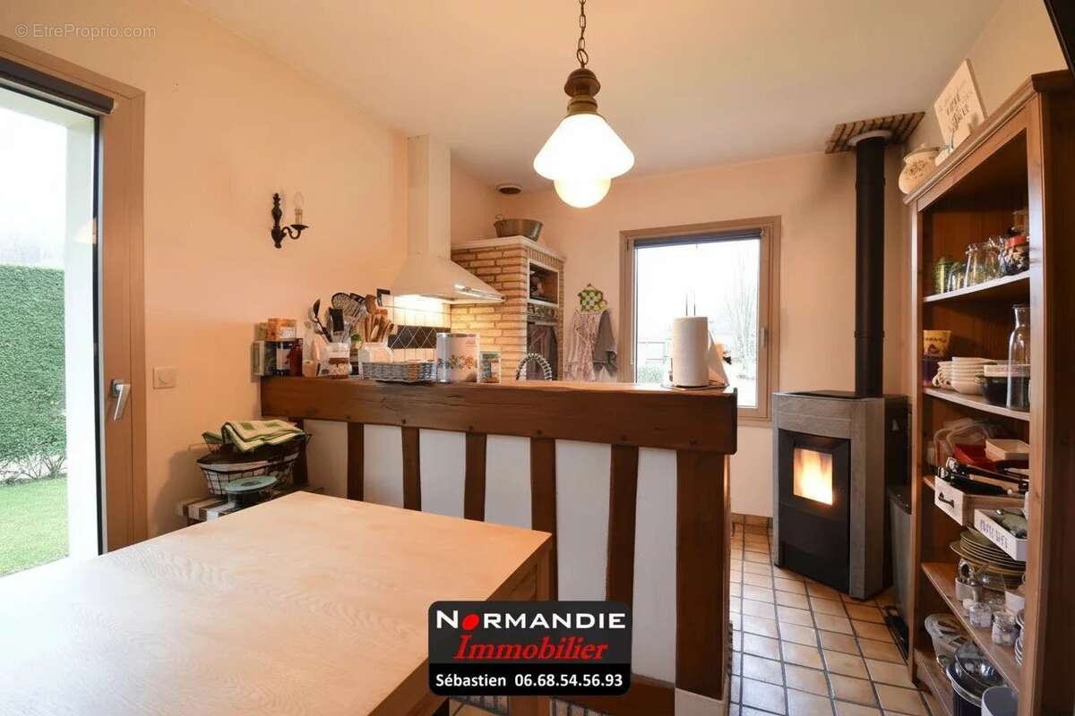 Maison à CANY-BARVILLE