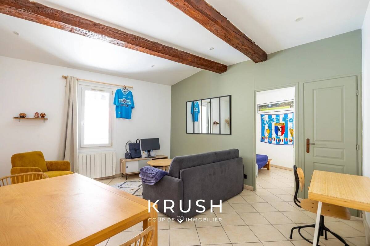 Appartement à MARSEILLE-2E