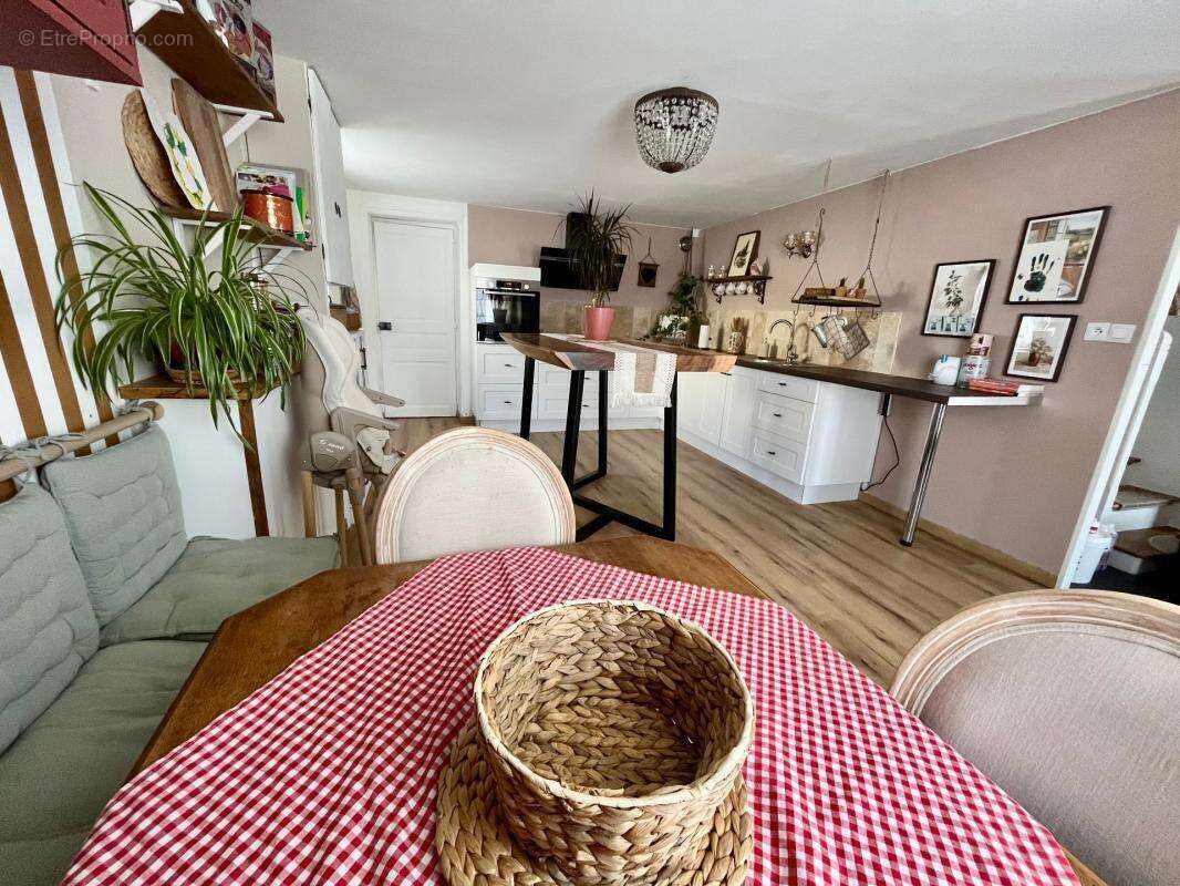 Les magnils reigniers (85) - beugne l'abbe - rarissime maison en pierres renovee 4 chambres avec jardin - photo 12