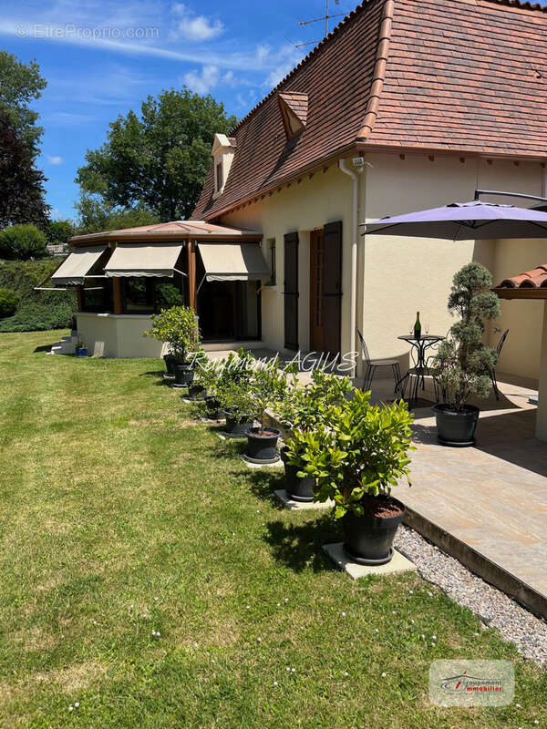 Maison à EYMET
