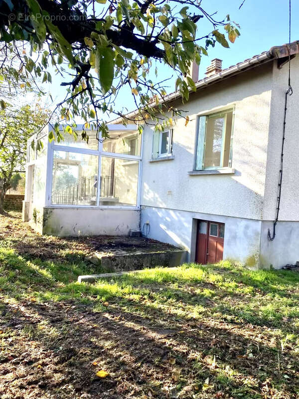 Maison à SAINT-JEAN-DE-SAUVES