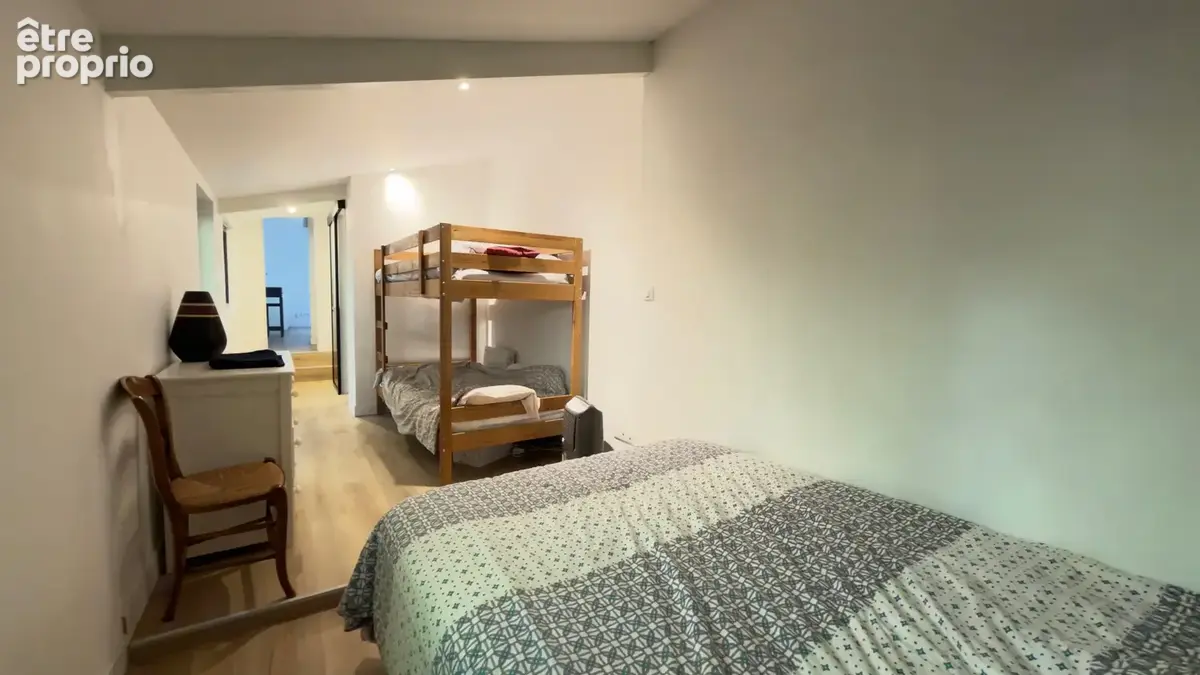 Hôtel de Ville - Appartement avec jardin - photo 10