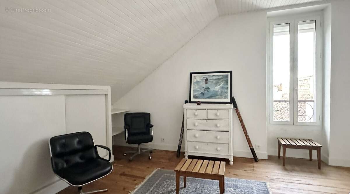 Maison de maitre de type t8 de 202 m2 avec piscine - photo 20