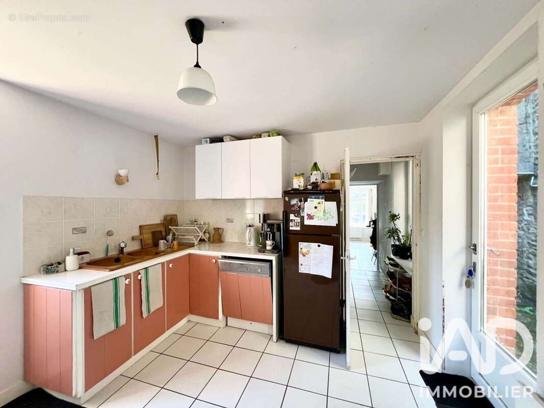 Appartement 60 m² à Le Minihic-Sur-Rance  - photo 4