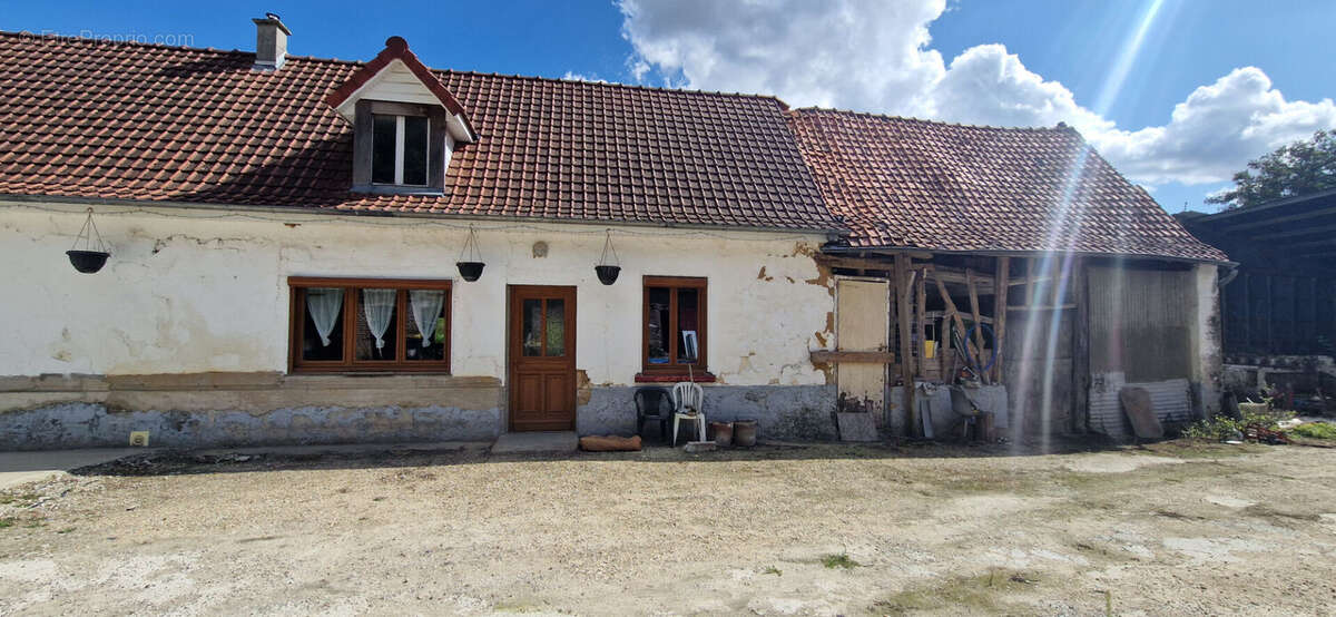 Maison à SAINT-DENOEUX