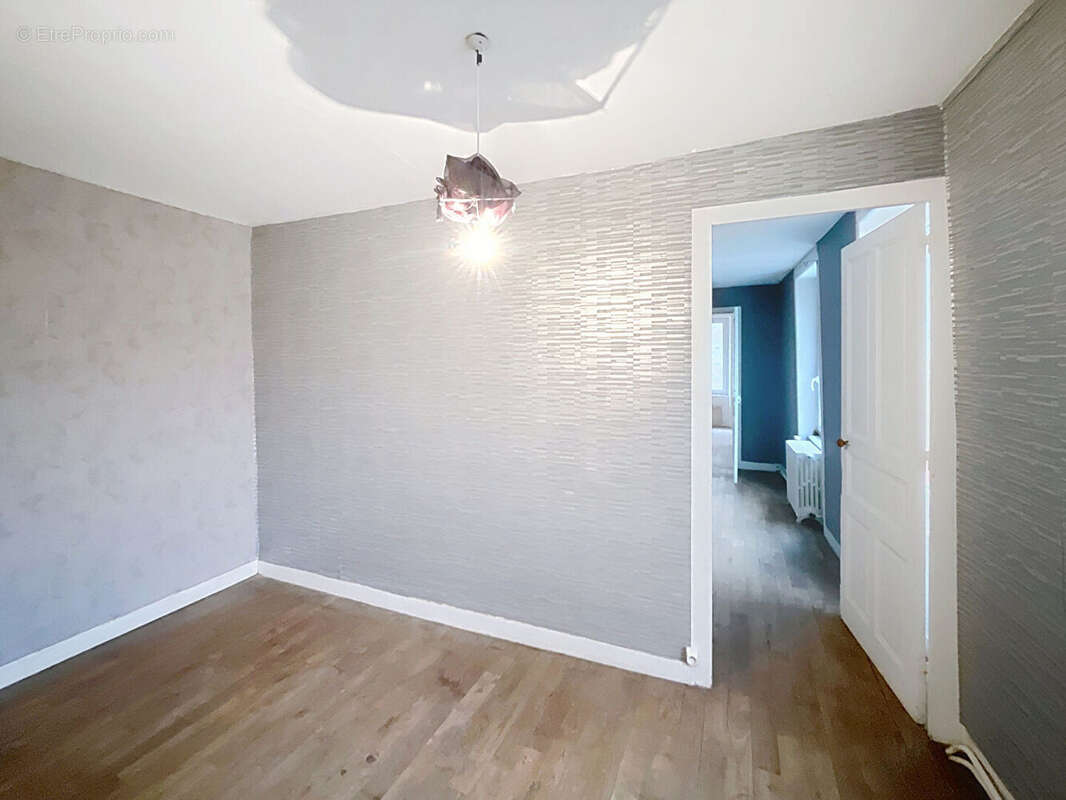 Commerce à PLOERMEL