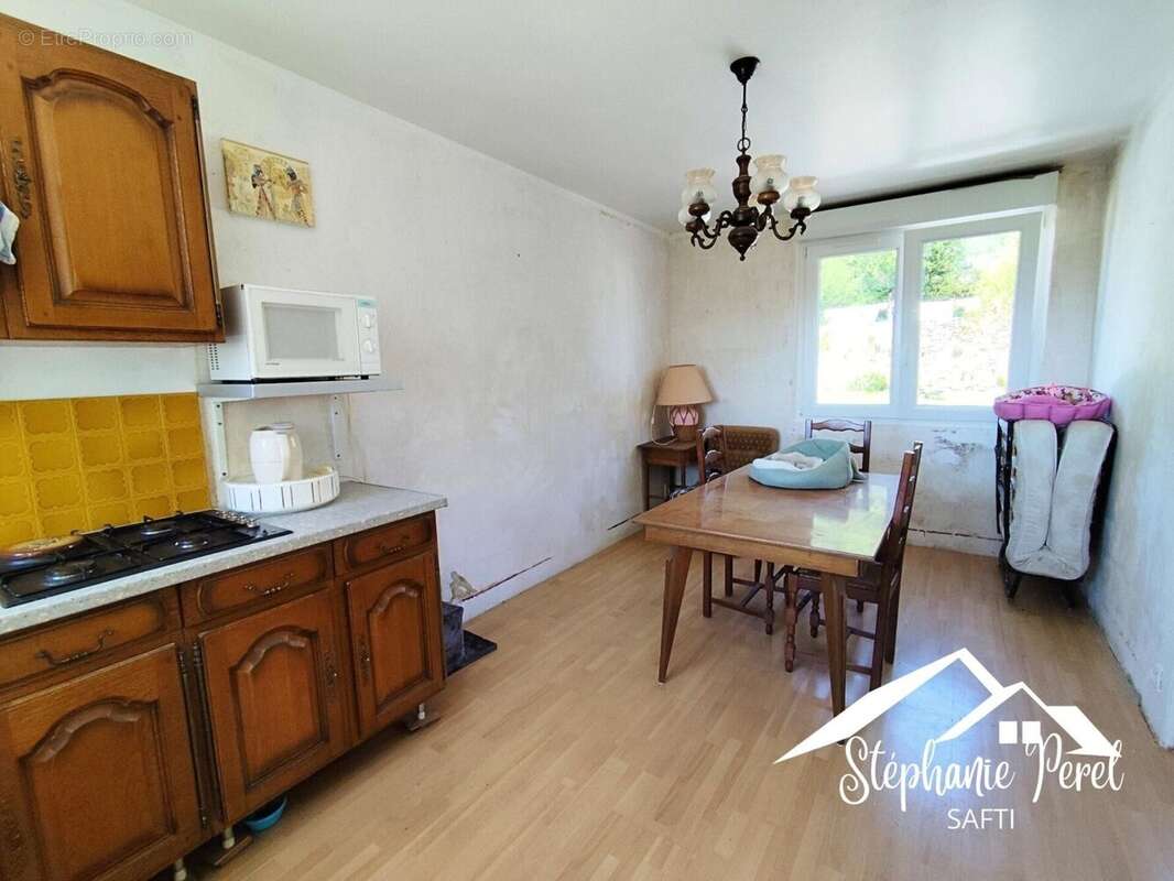 Photo 2 - Maison à PEYRELEVADE