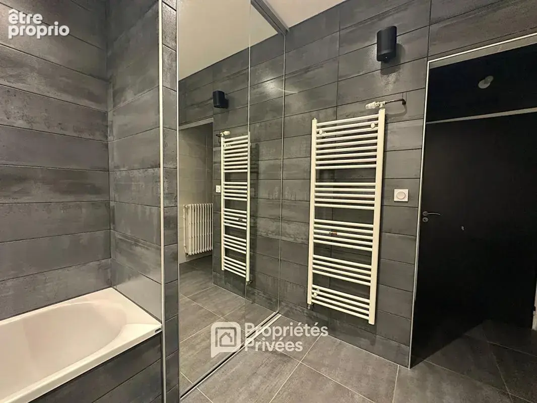 Appartement de standing 4 pièces 85 m2 avec balcons, cave et grenier - photo 10