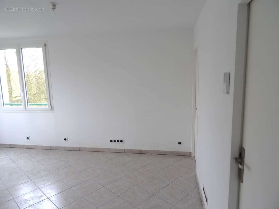 Clichy-sous-bois - photo 2