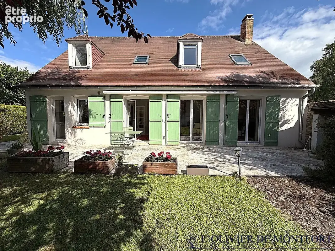 Photo Maison à Montfort-L'amaury au prix de 655 000€