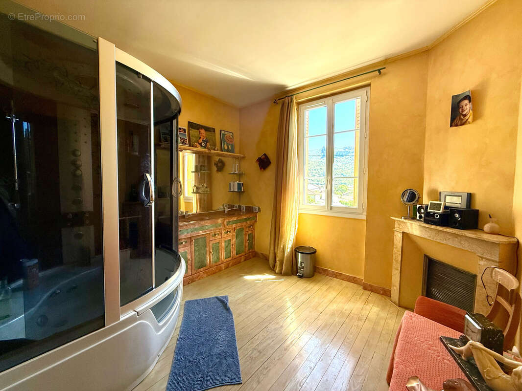 Maison à NYONS