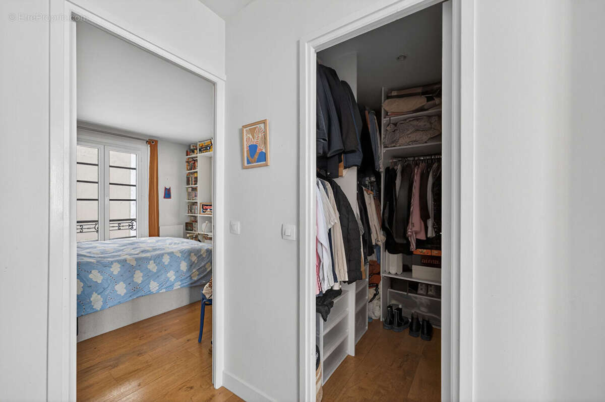 Appartement à PARIS-10E