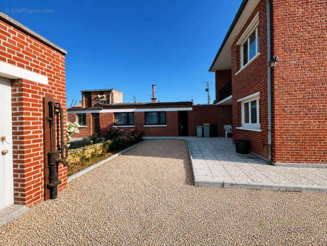 Maison 83 m² à Saint-Vaast-En-Cambresis  - photo 2