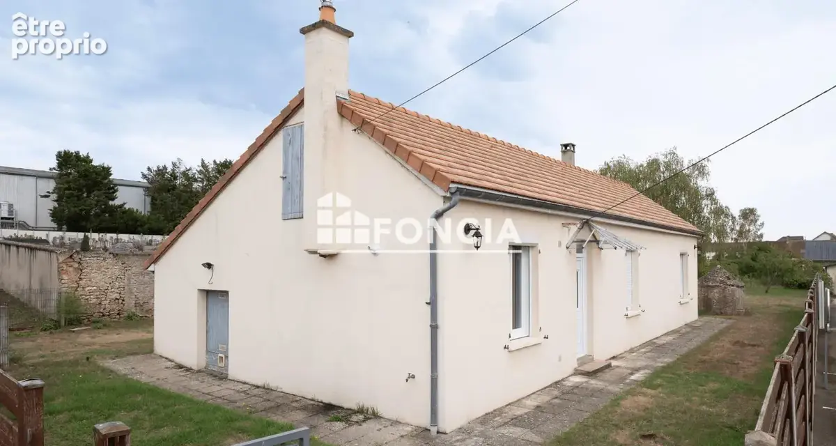 Maison à CONNERRE