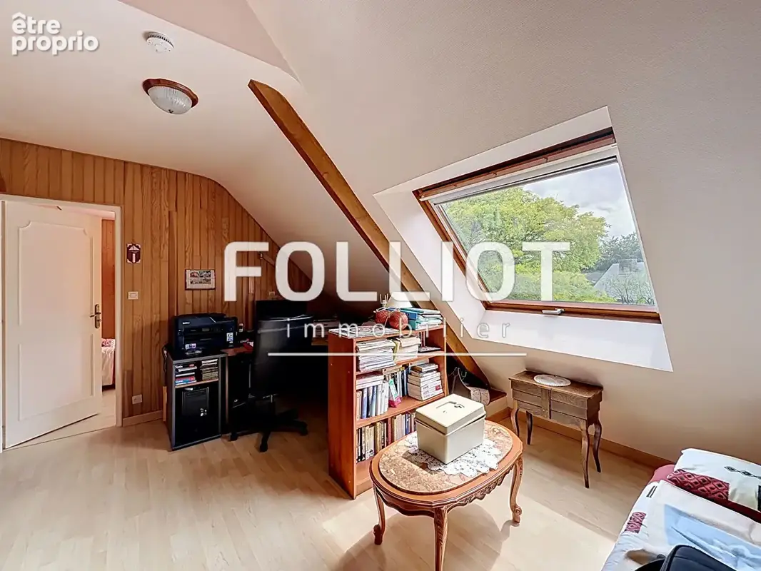 A VENDRE ! Maison Le Val Saint Pere 6 pièce(s) 150 m2 - photo 9