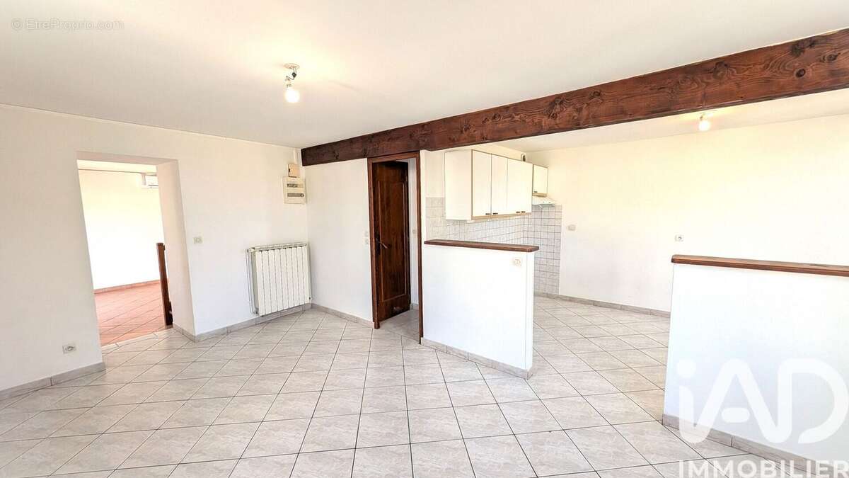 Photo 8 - Maison à MONTENDRE