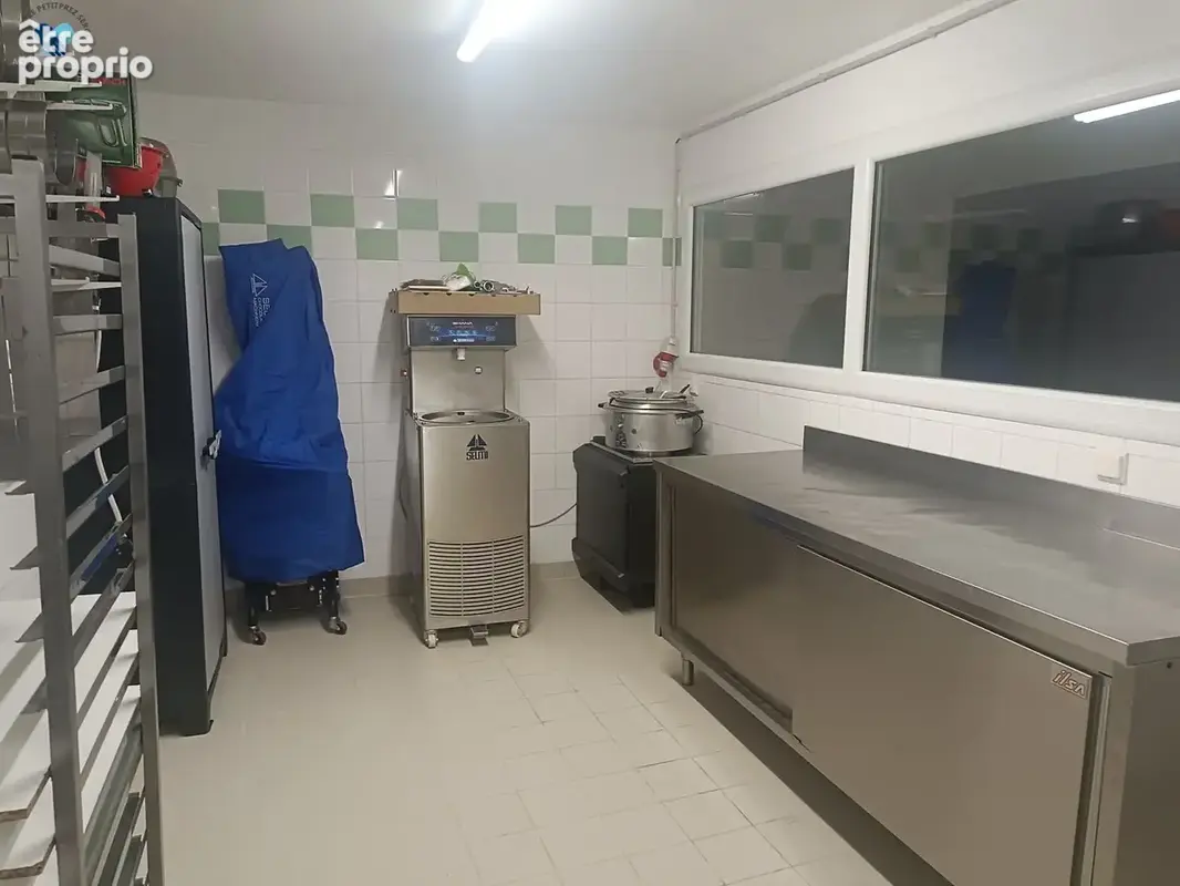 Commerce 380 m² à vendre à Campagne-D'armagnac (32800) - photo 7