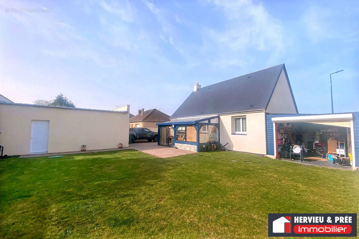 Maison à LUC-SUR-MER