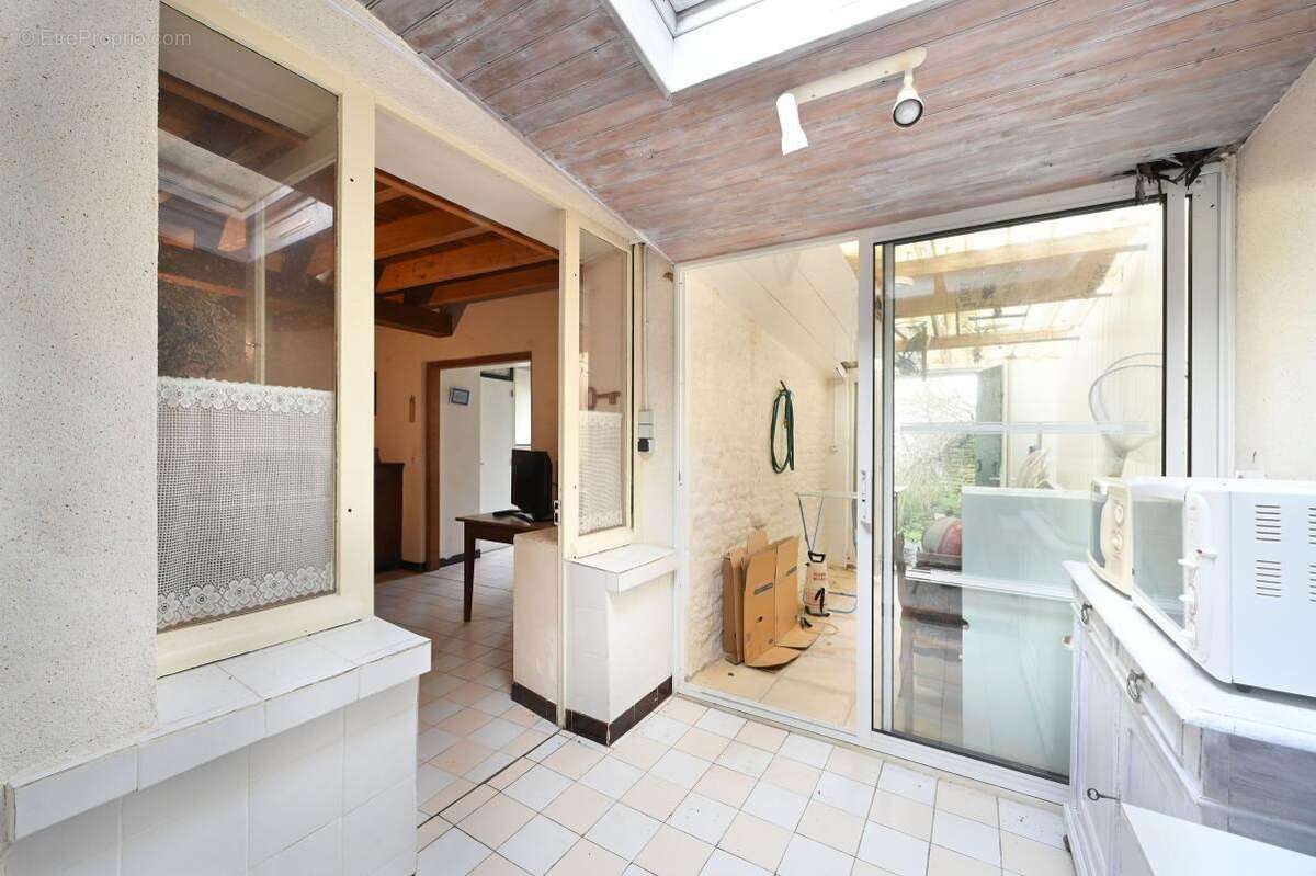 Maison à LES PORTES-EN-RE