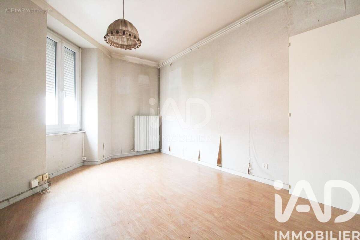 Appartement 70 m² à Saint-Affrique  - photo 9