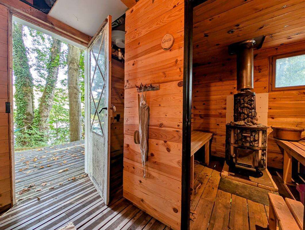 Maison à SAINT-MARTORY