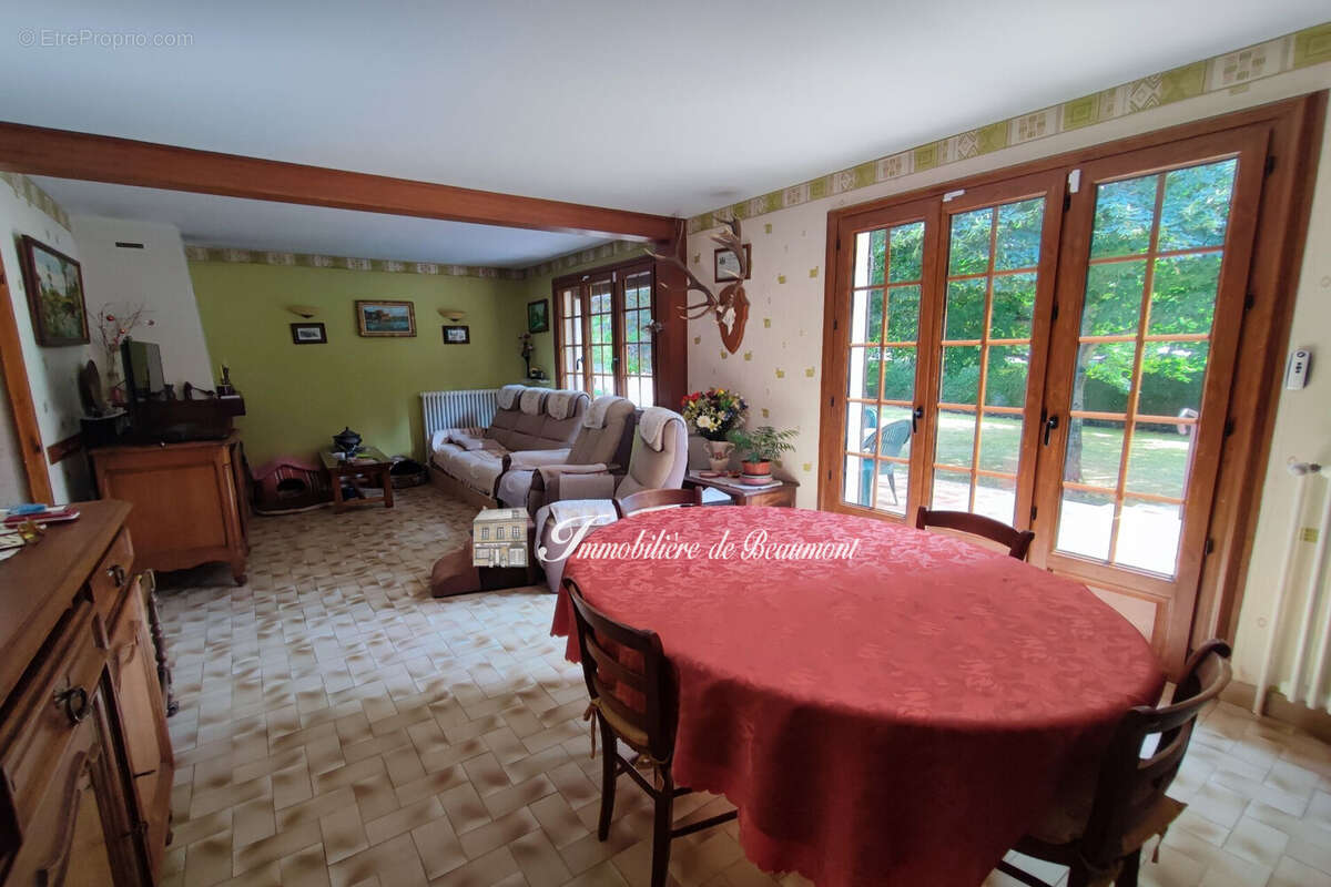 Maison 116 m² à Le Noyer-En-Ouche  - photo 9