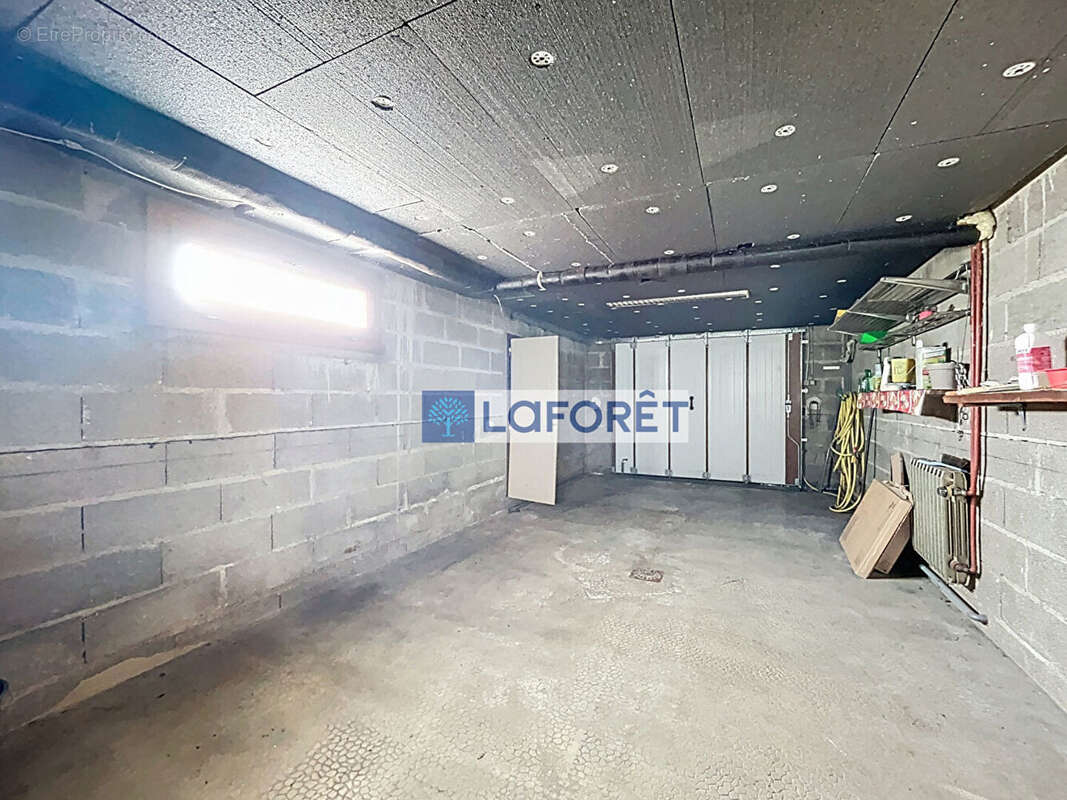 Maison à SAPIGNICOURT