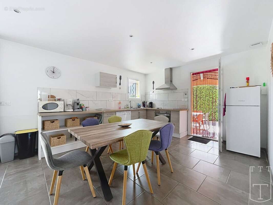 Maison à VALLON-PONT-D&#039;ARC