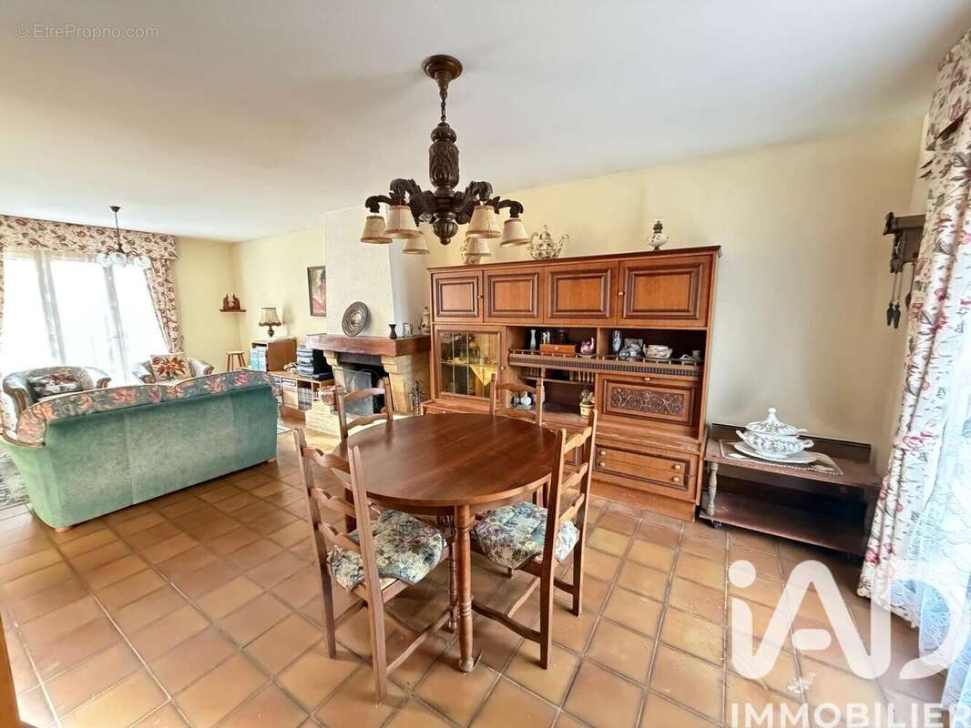 Maison 100 m² à Breux-Sur-Avre  - photo 8