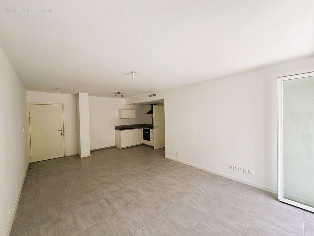 Appartement à ROUSSET