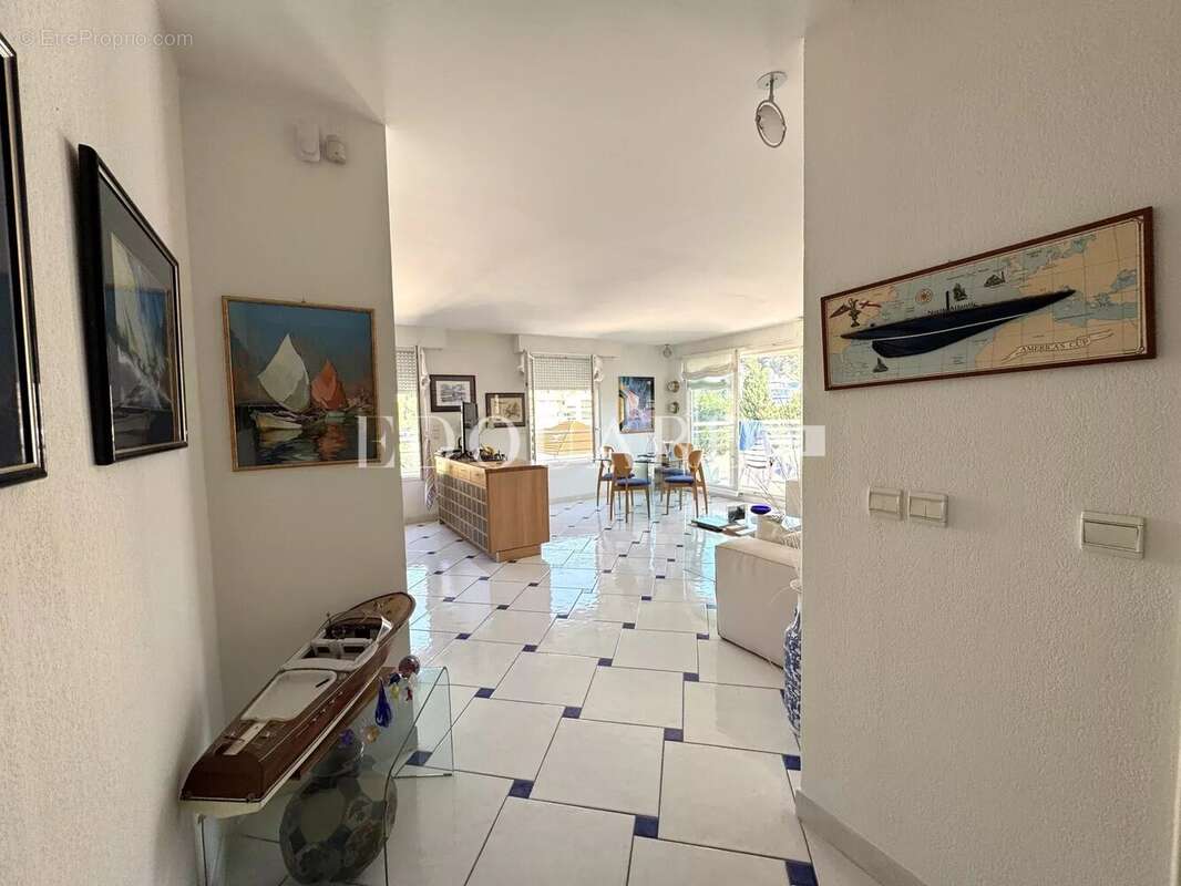 Appartement à MENTON