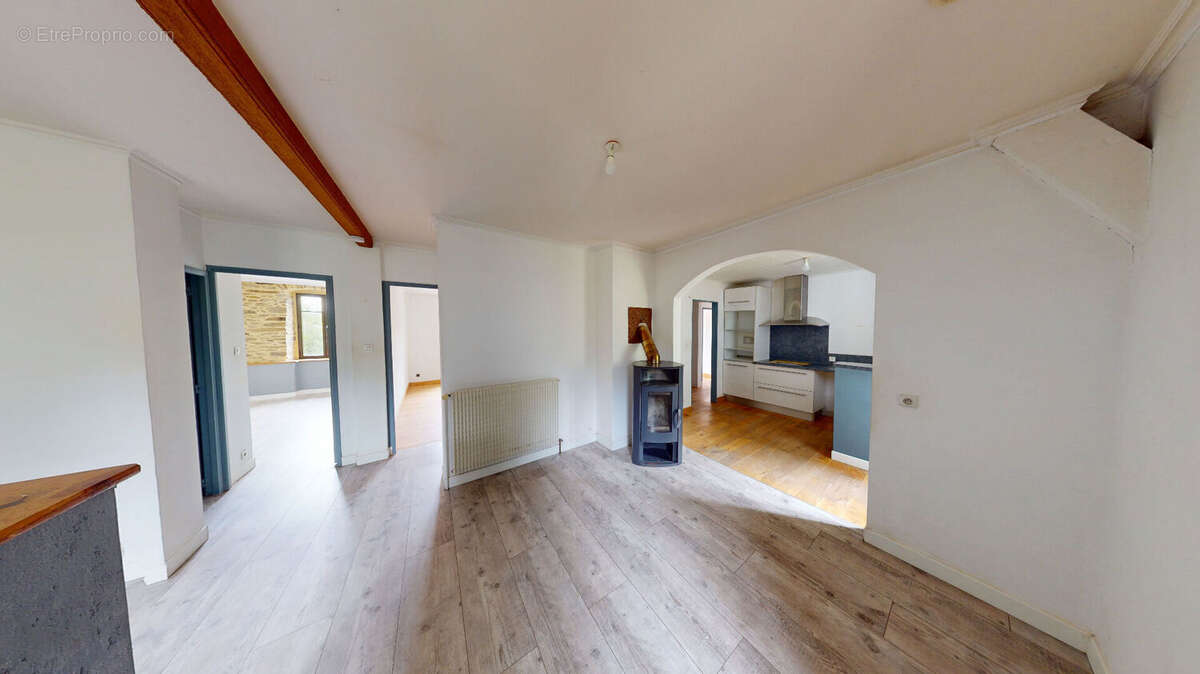 Appartement à BARAQUEVILLE