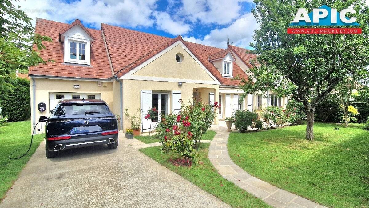 Maison à GROSLAY