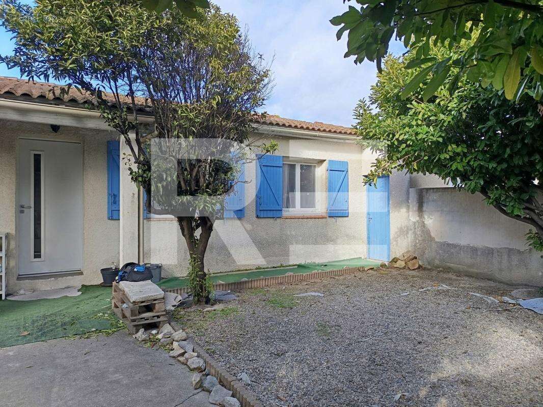 Maison à UCHAUD