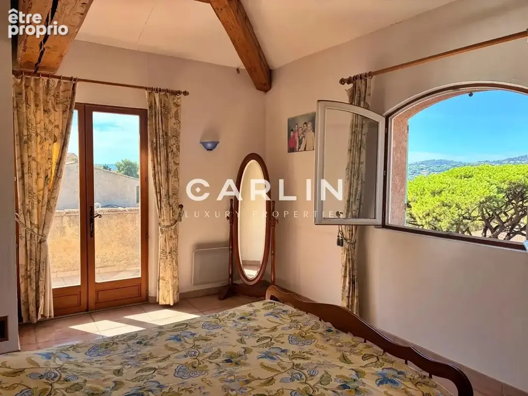 Villa avec potentiel vue mer et collines - photo 8