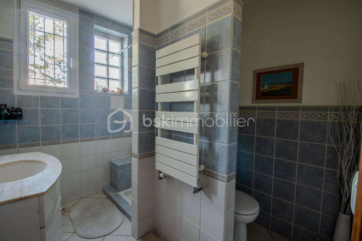 Maison à VIRY-CHATILLON
