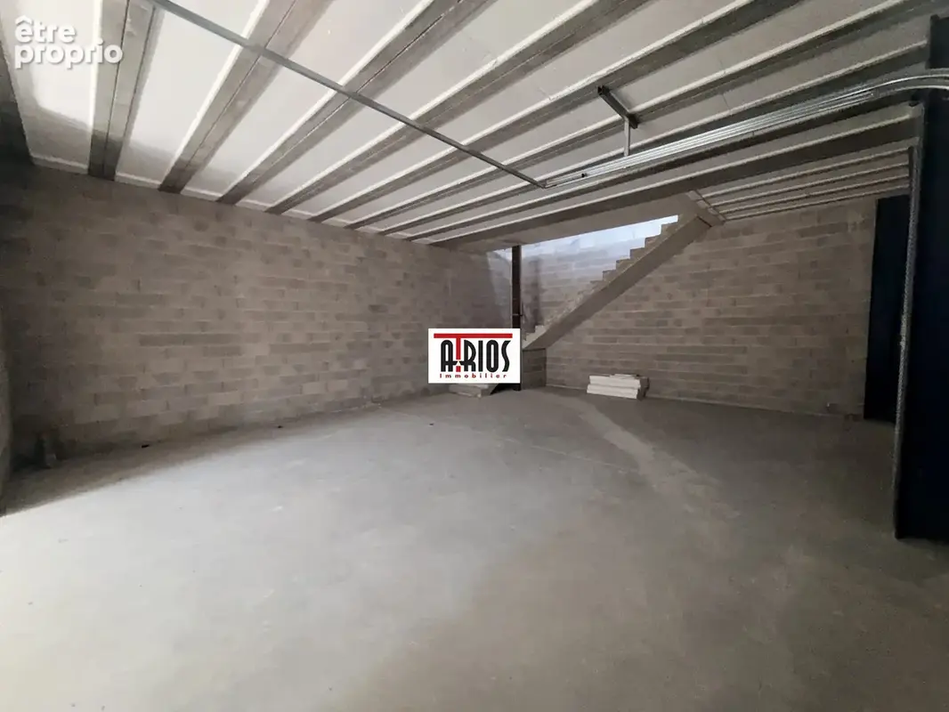 Commerce 240 m² à vendre à Tourves (83170) - photo 7