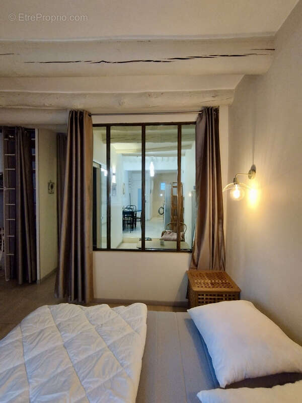 Appartement à ROGNES