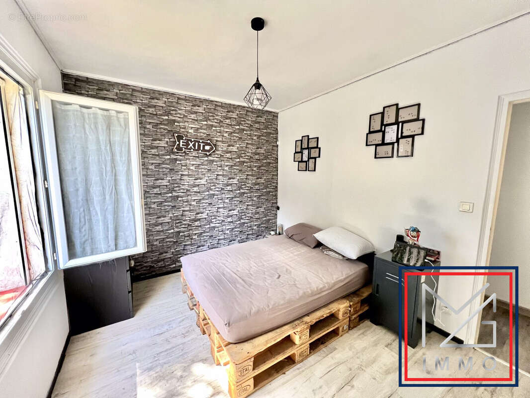 Maison à SIX-FOURS-LES-PLAGES