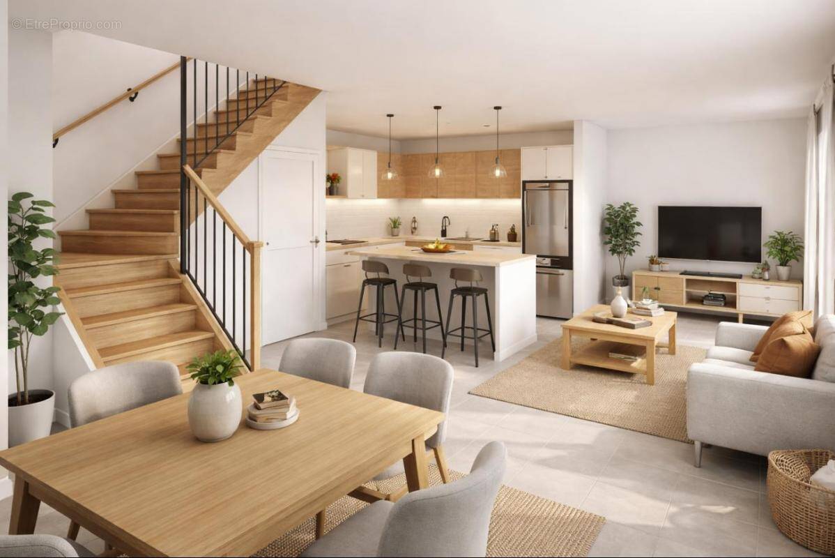 Maison à LA GARDE-FREINET