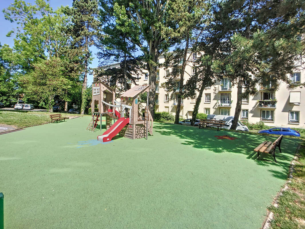 Appartement à RUEIL-MALMAISON