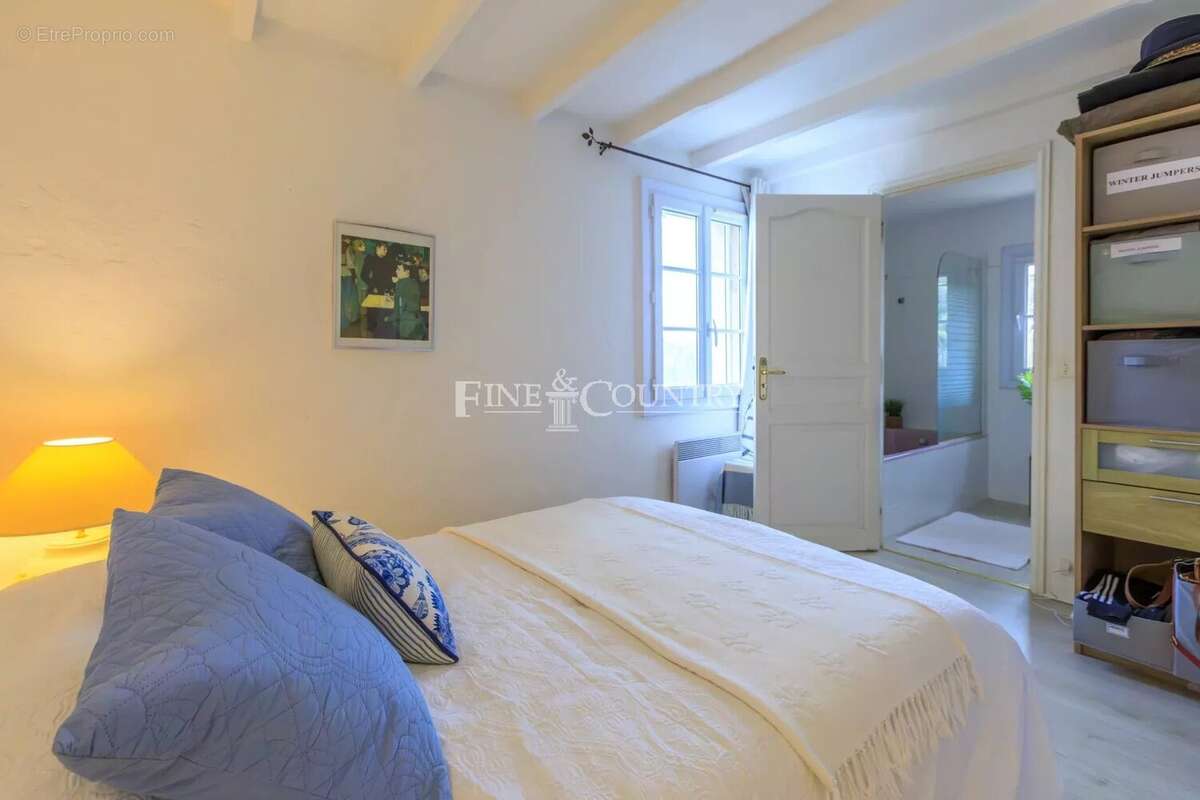 Maison à MONTAUROUX