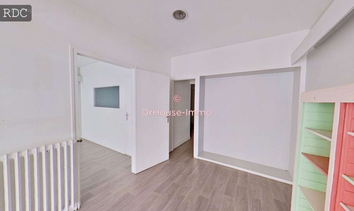 Appartement 84 m² à Saint-Etienne  - photo 8