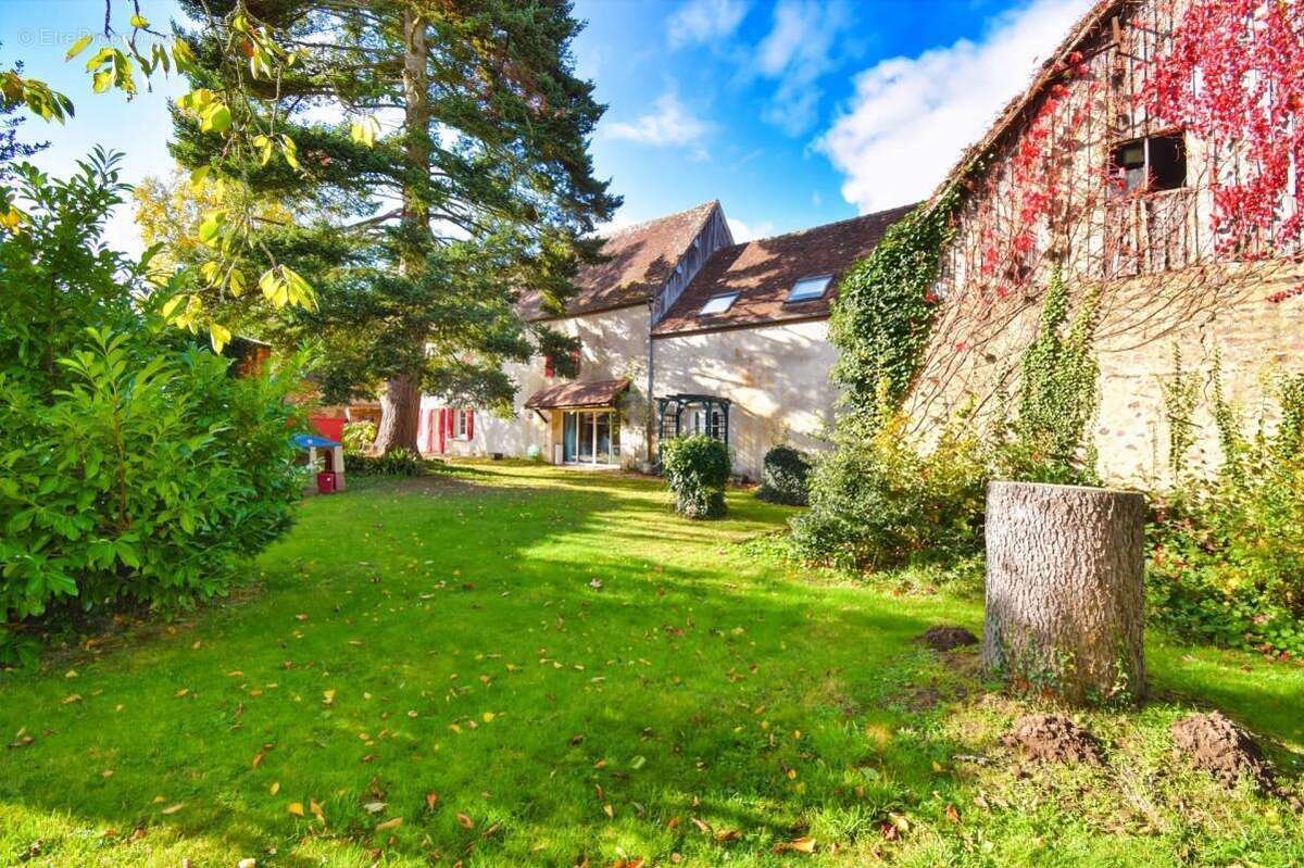 Maison à SAINT-DENIS-D&#039;AUTHOU