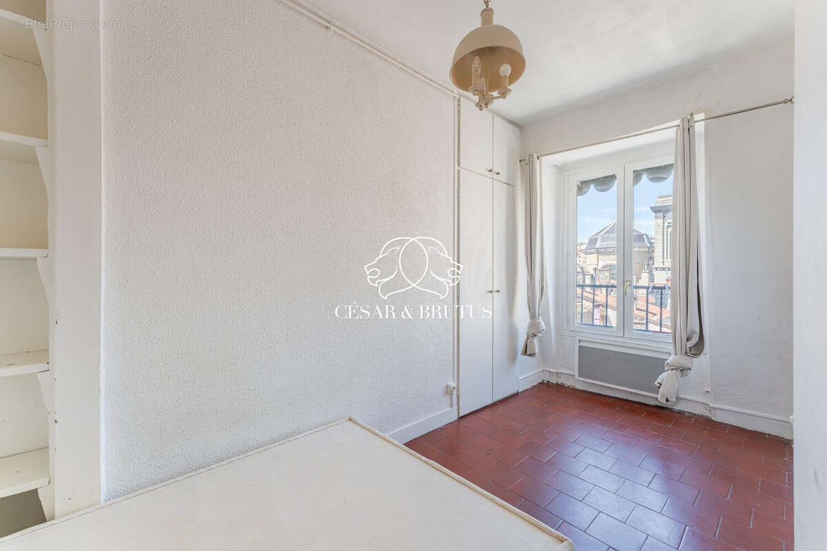 Appartement à LYON-1E