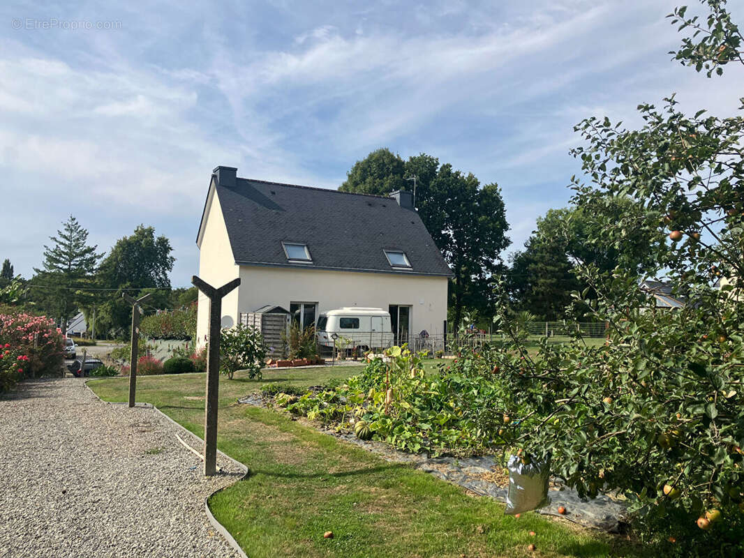 Maison à CAMOEL