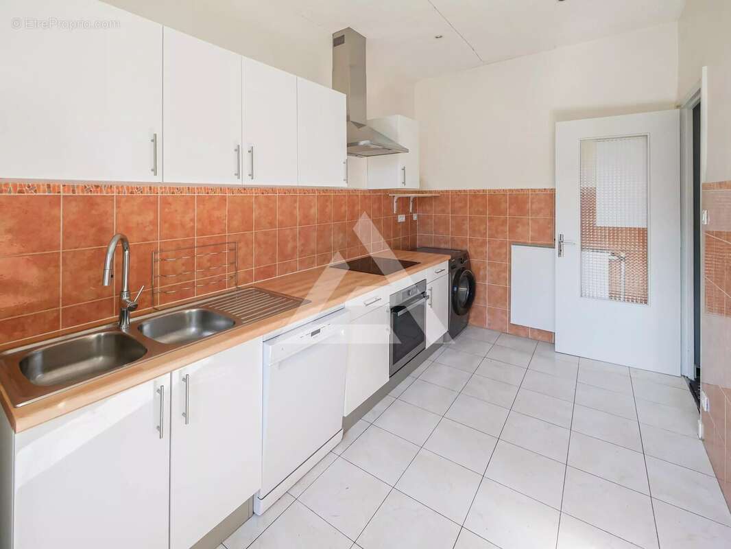 Appartement à BEAUSOLEIL